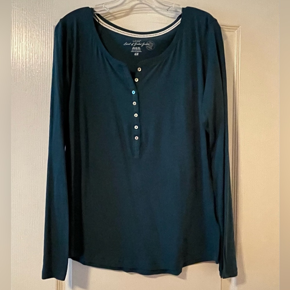 H&M long sleeved shirt NWOT
